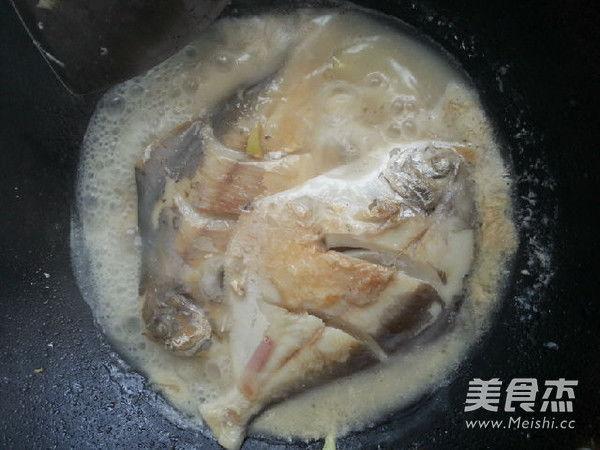 鲳鱼做法视频,家常美味,一学就会